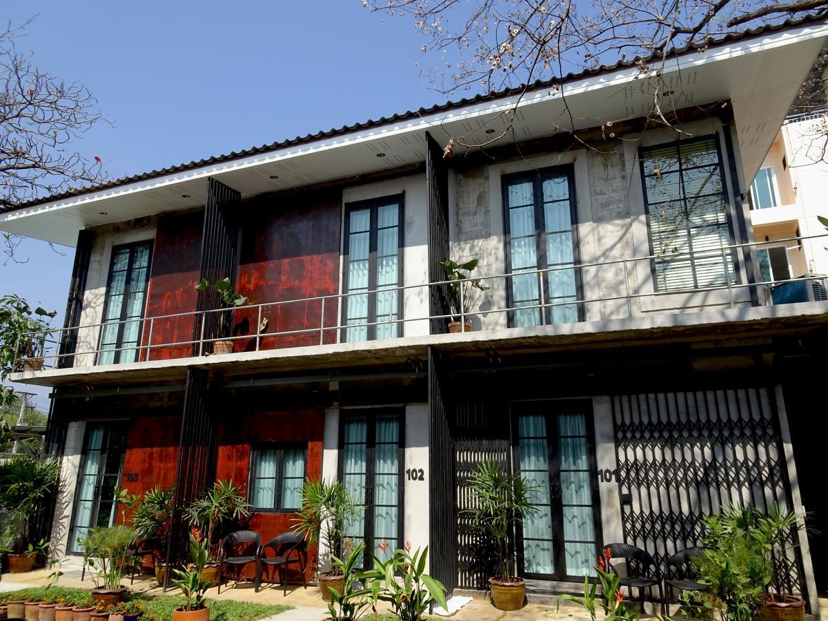 The Warehouse Chiang Mai Hotel Kültér fotó